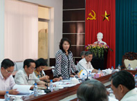 ທ່ານນາງຮອງປະທານສະພາແຫ່ງຊາດ ຫງວຽນທິກິມເງິນ ລົງເຮັດວຽກຢູ່ແຂວງ ກຽນຢາງ